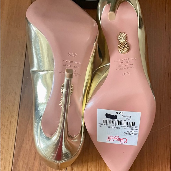 NEW Aquazzura Gold Pumps - Picture 12 of 12